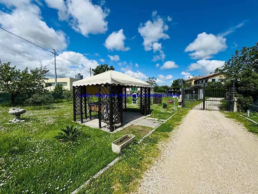 Immagine 13 di Casa indipendente in vendita  in VIA PANTANELLI a Pesaro