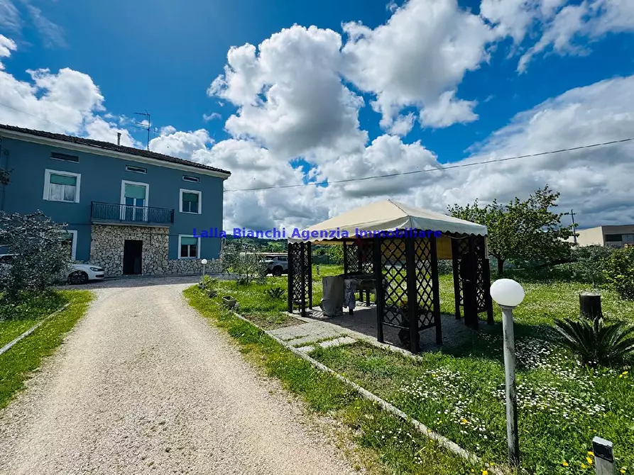 casa indipendente in vendita a Pesaro