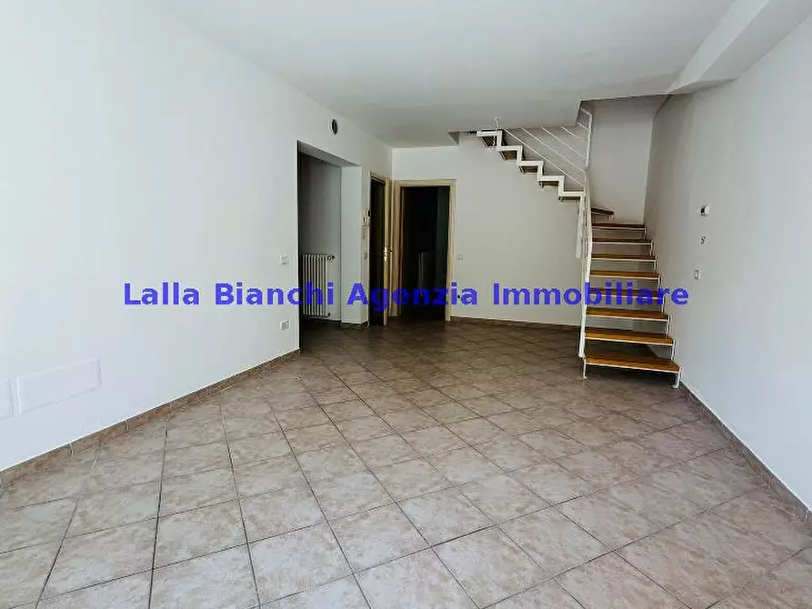 Immagine 4 di Appartamento in vendita  in VIA MONTI 31 a Pesaro