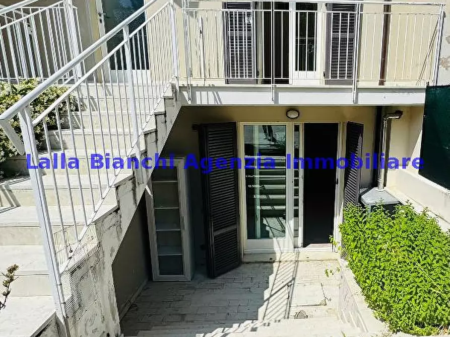 Immagine 8 di Appartamento in vendita  in VIA MONTI 31 a Pesaro