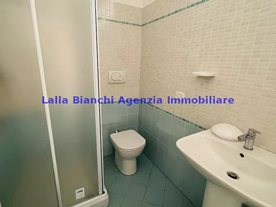 Immagine 21 di Appartamento in vendita  in VIA MONTI 31 a Pesaro