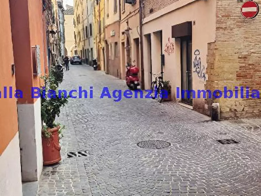 Immagine 7 di Negozio in vendita  in VIA CASTELFIDARDO 48 a Pesaro