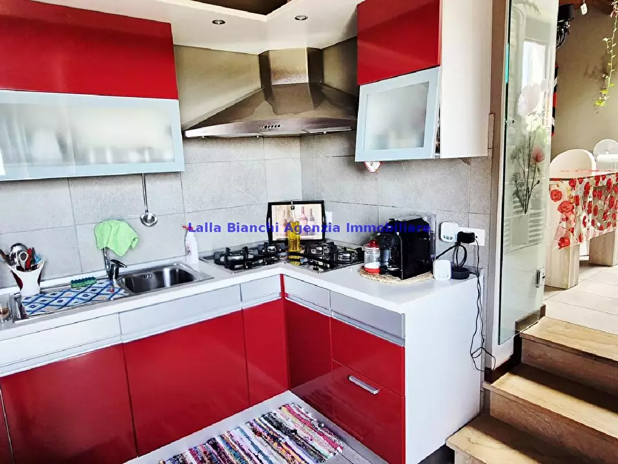 Immagine 5 di Appartamento in vendita  in VIA DELLE SCUOLE NUOVE a Pesaro