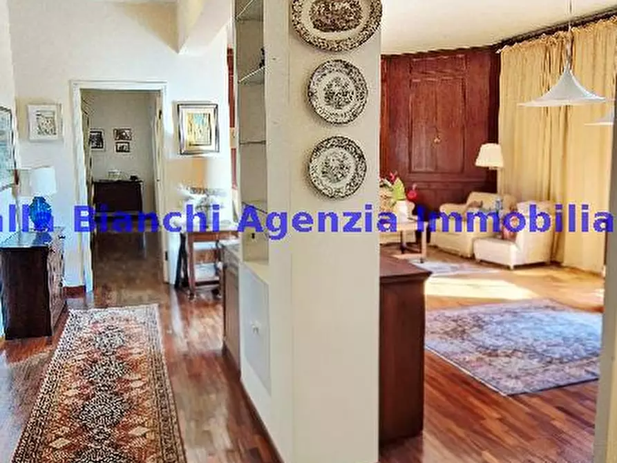 Immagine 3 di Appartamento in vendita  in VIALE GIULIANO VANZOLINI a Pesaro