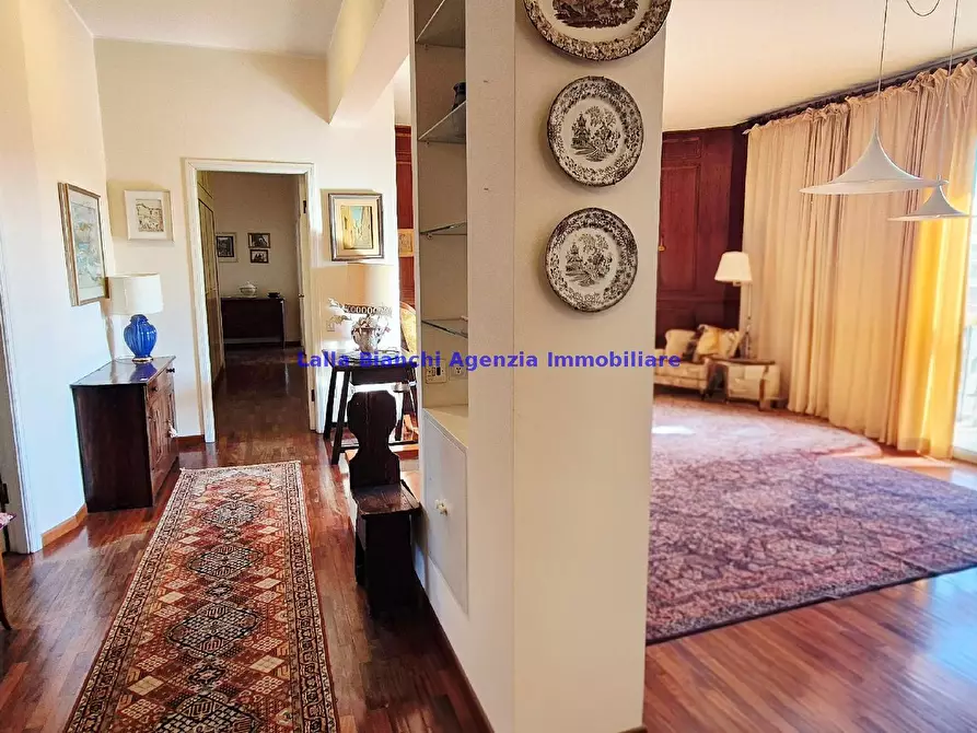 Immagine 6 di Appartamento in vendita  in VIALE GIULIANO VANZOLINI a Pesaro