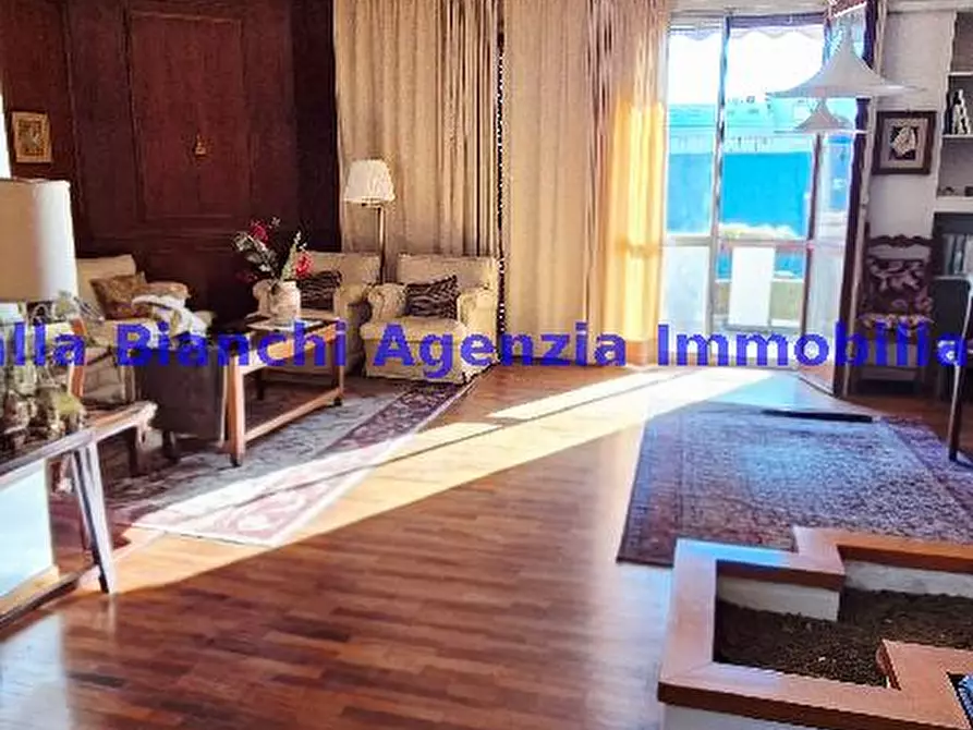 Immagine 7 di Appartamento in vendita  in VIALE GIULIANO VANZOLINI a Pesaro