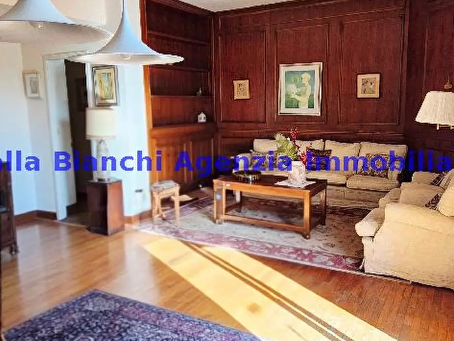 Immagine 13 di Appartamento in vendita  in VIALE GIULIANO VANZOLINI a Pesaro