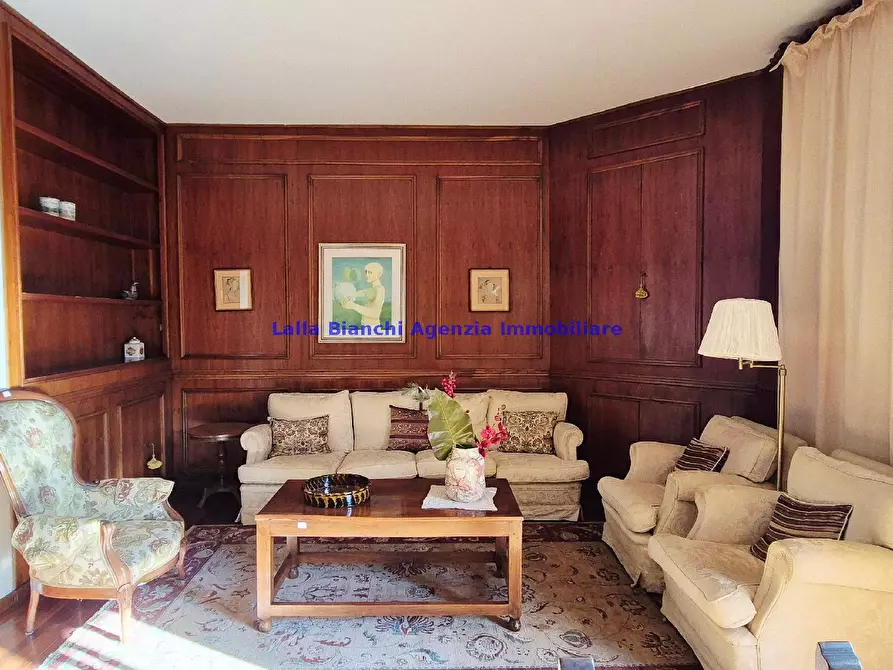 Immagine 15 di Appartamento in vendita  in VIALE GIULIANO VANZOLINI a Pesaro