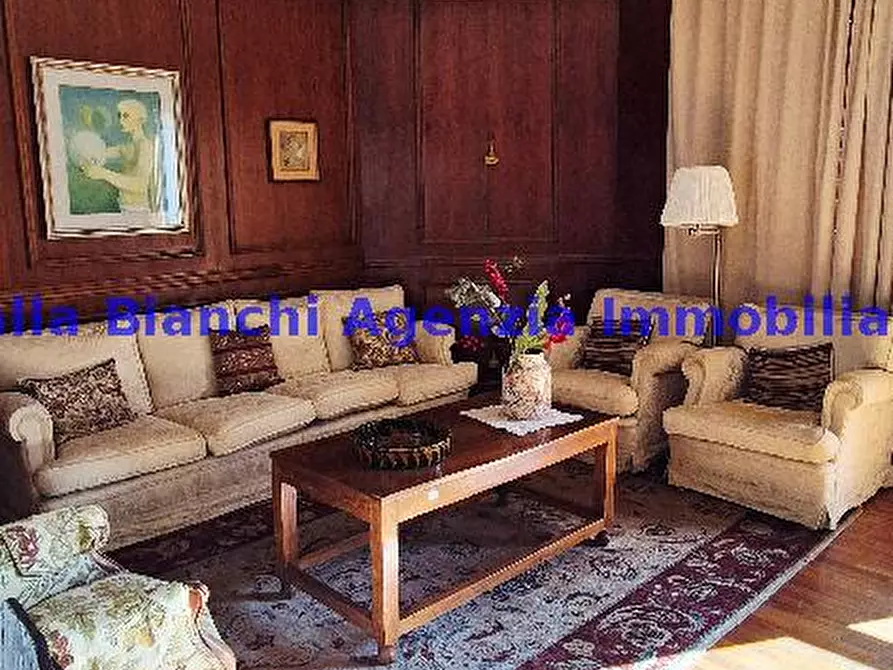 Immagine 16 di Appartamento in vendita  in VIALE GIULIANO VANZOLINI a Pesaro