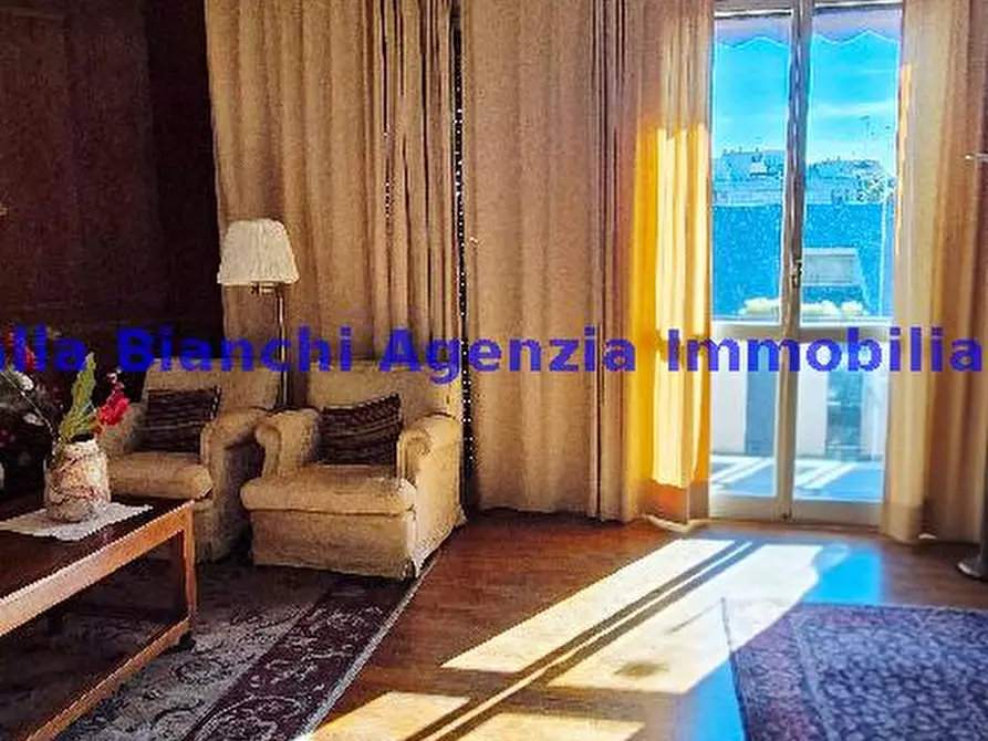 Immagine 17 di Appartamento in vendita  in VIALE GIULIANO VANZOLINI a Pesaro