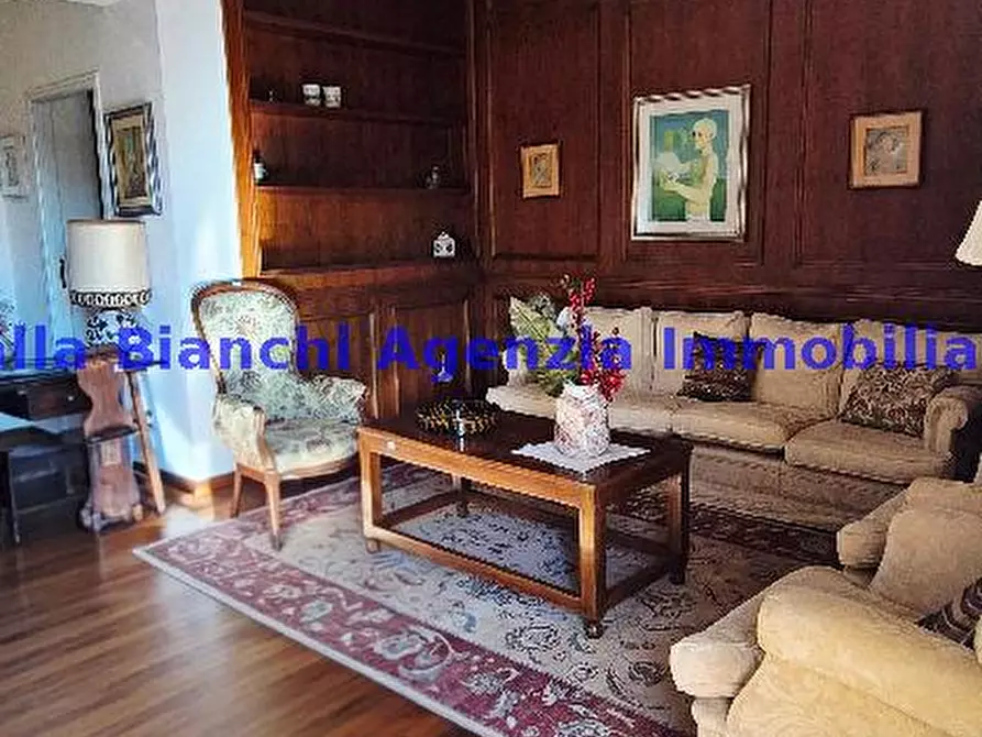 Immagine 18 di Appartamento in vendita  in VIALE GIULIANO VANZOLINI a Pesaro