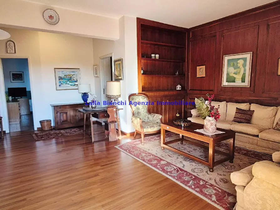 Immagine 20 di Appartamento in vendita  in VIALE GIULIANO VANZOLINI a Pesaro