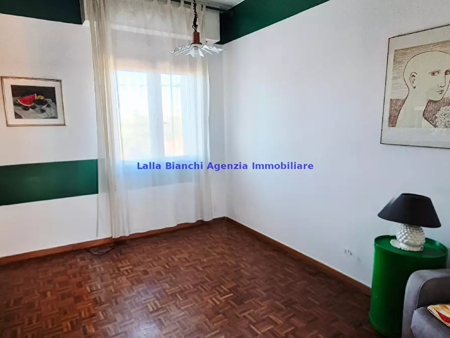 Immagine 28 di Appartamento in vendita  in VIALE GIULIANO VANZOLINI a Pesaro