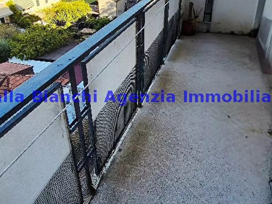 Immagine 33 di Appartamento in vendita  in VIALE GIULIANO VANZOLINI a Pesaro