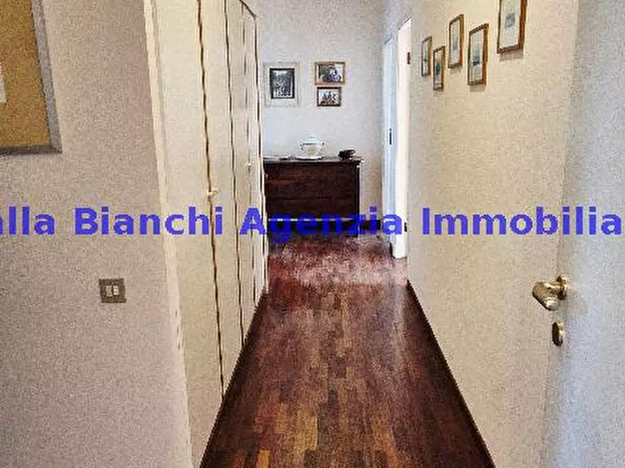 Immagine 36 di Appartamento in vendita  in VIALE GIULIANO VANZOLINI a Pesaro