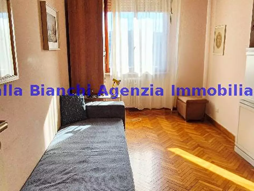 Immagine 42 di Appartamento in vendita  in VIALE GIULIANO VANZOLINI a Pesaro