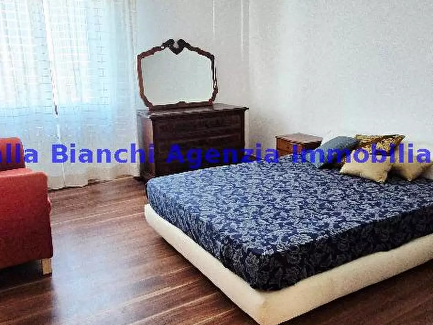 Immagine 48 di Appartamento in vendita  in VIALE GIULIANO VANZOLINI a Pesaro