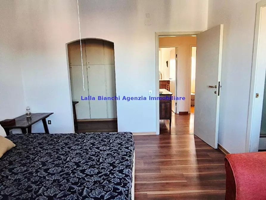 Immagine 51 di Appartamento in vendita  in VIALE GIULIANO VANZOLINI a Pesaro