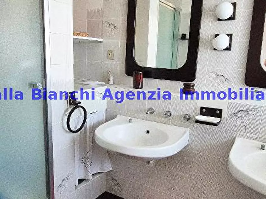 Immagine 57 di Appartamento in vendita  in VIALE GIULIANO VANZOLINI a Pesaro