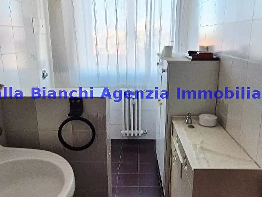 Immagine 61 di Appartamento in vendita  in VIALE GIULIANO VANZOLINI a Pesaro