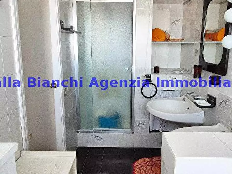 Immagine 63 di Appartamento in vendita  in VIALE GIULIANO VANZOLINI a Pesaro