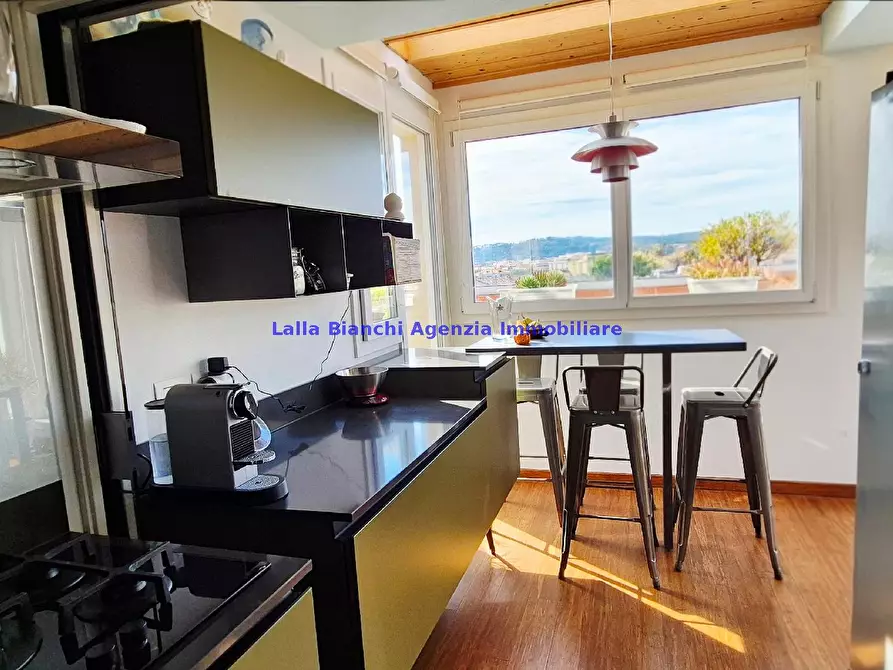 Immagine 6 di Attico in vendita  in VIA GRAMSCI a Pesaro