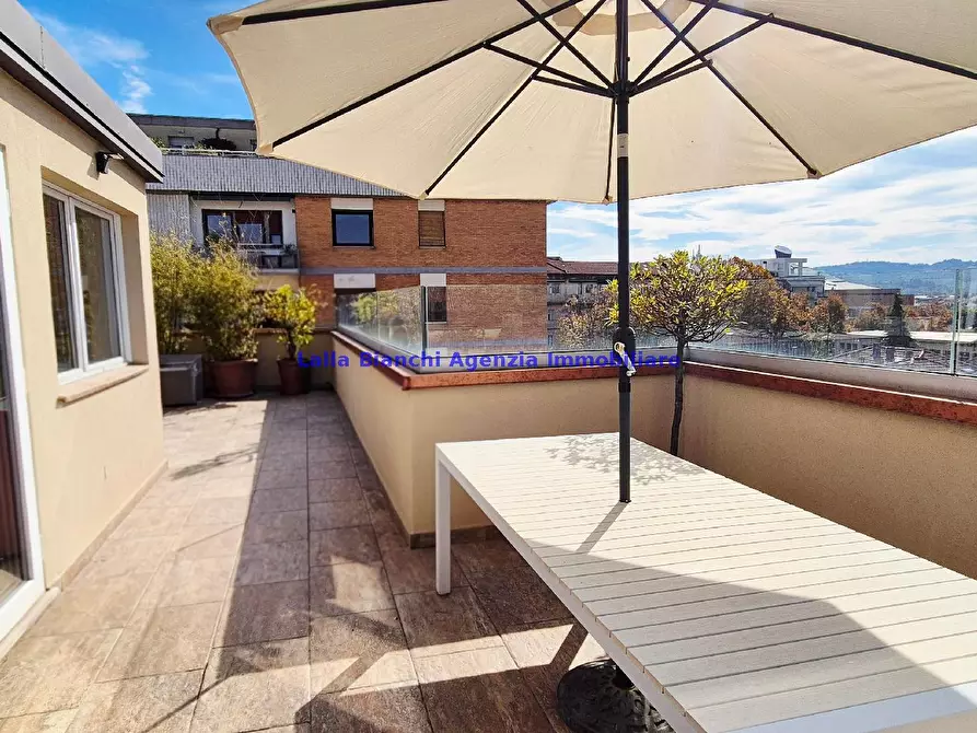 Immagine 23 di Attico in vendita  in VIA GRAMSCI a Pesaro