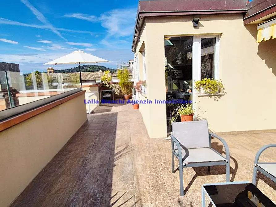 Immagine 31 di Attico in vendita  in VIA GRAMSCI a Pesaro