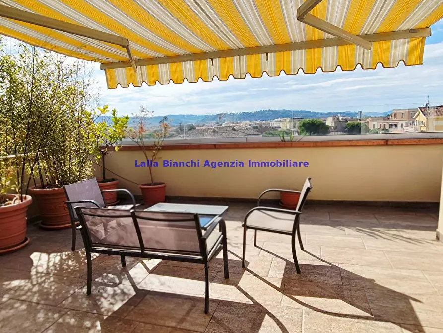 Immagine 43 di Attico in vendita  in VIA GRAMSCI a Pesaro