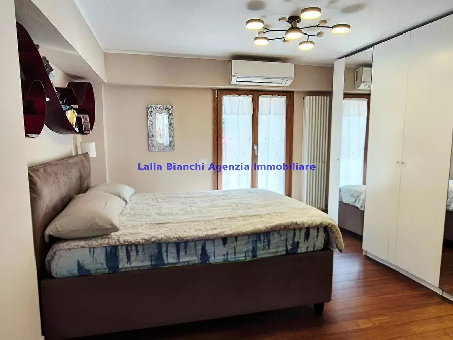 Immagine 52 di Attico in vendita  in VIA GRAMSCI a Pesaro