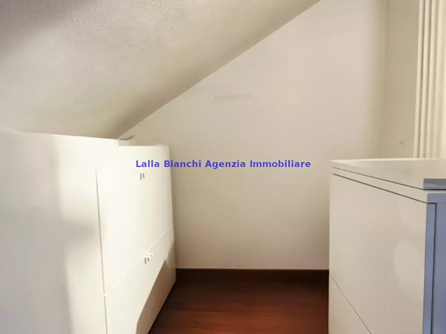 Immagine 58 di Attico in vendita  in VIA GRAMSCI a Pesaro