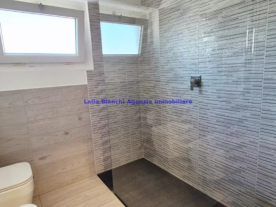 Immagine 60 di Attico in vendita  in VIA GRAMSCI a Pesaro