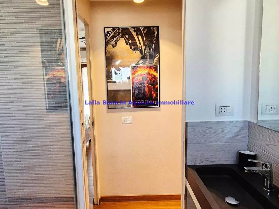 Immagine 62 di Attico in vendita  in VIA GRAMSCI a Pesaro