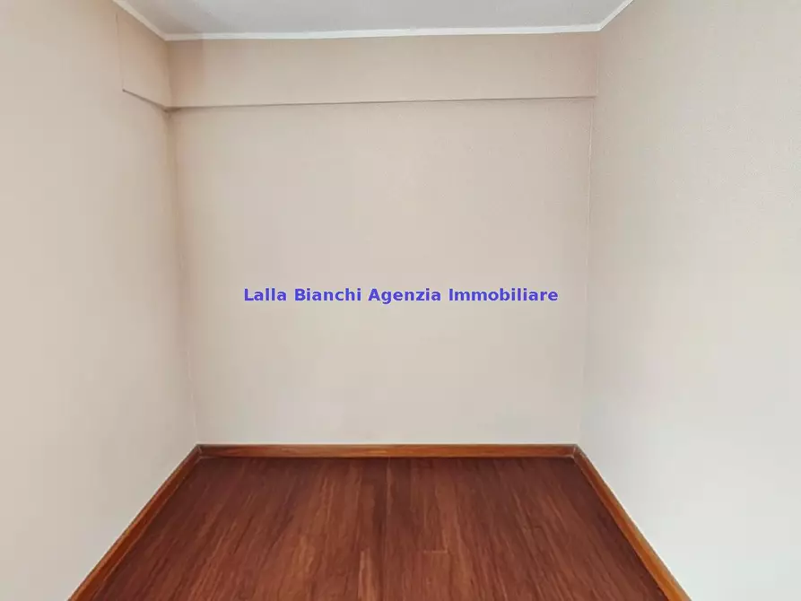 Immagine 64 di Attico in vendita  in VIA GRAMSCI a Pesaro