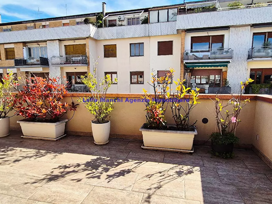 Immagine 69 di Attico in vendita  in VIA GRAMSCI a Pesaro