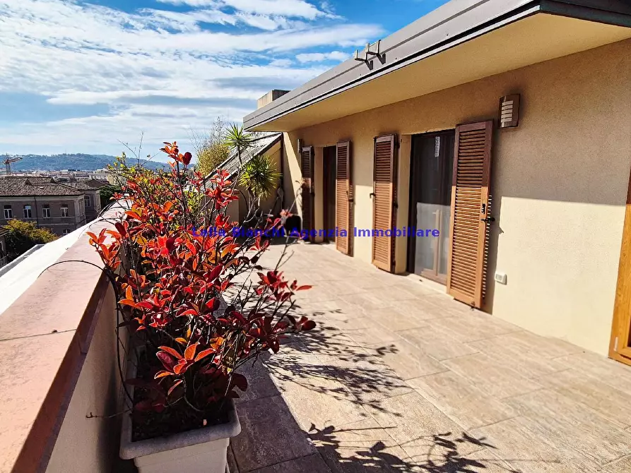 Immagine 73 di Attico in vendita  in VIA GRAMSCI a Pesaro