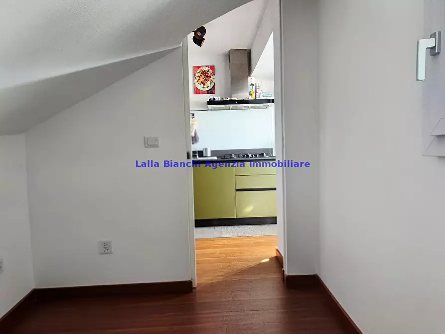 Immagine 80 di Attico in vendita  in VIA GRAMSCI a Pesaro