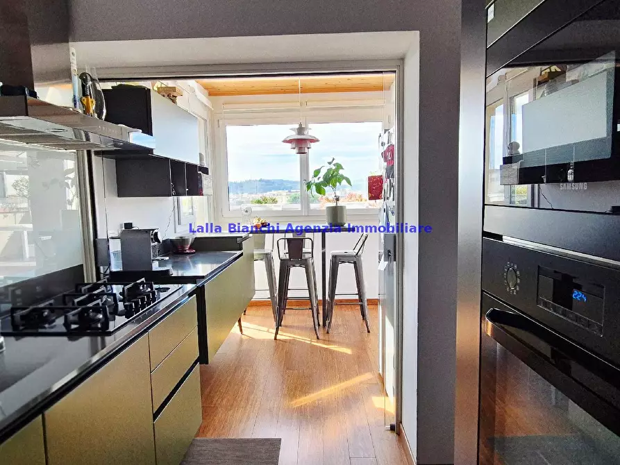 Immagine 89 di Attico in vendita  in VIA GRAMSCI a Pesaro