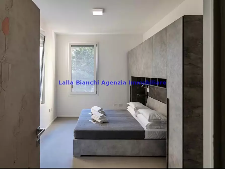 Immagine 10 di Appartamento in affitto  in VIA VIRGILIO a Pesaro