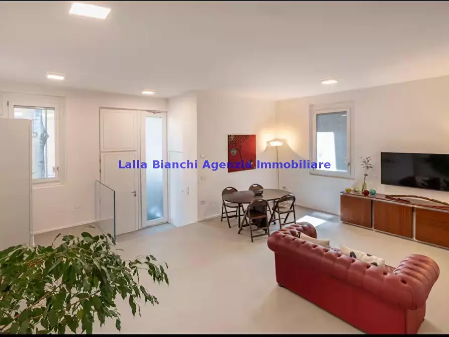 Immagine 1 di Appartamento in affitto  in VIA VIRGILIO a Pesaro