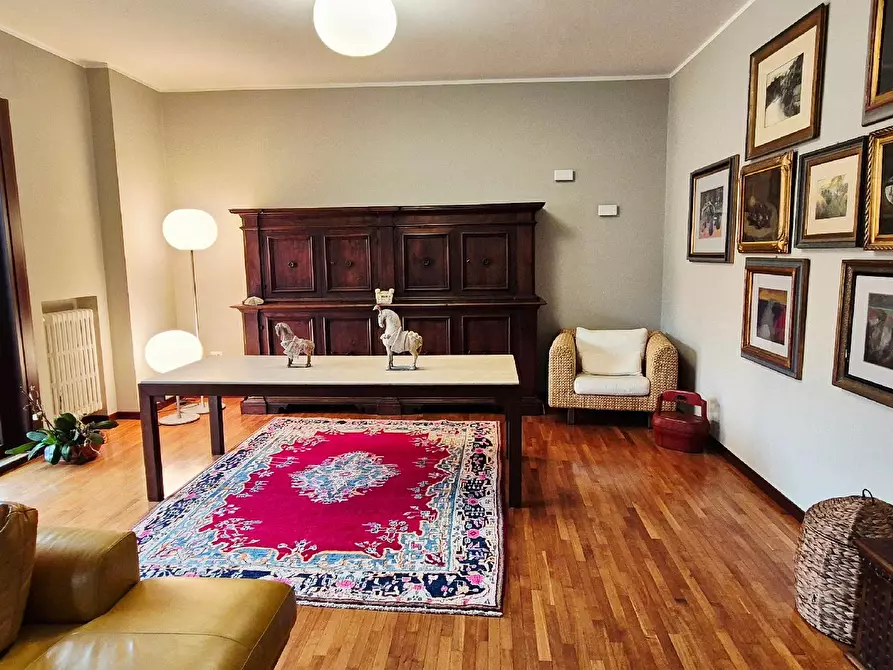 Immagine 10 di Appartamento in vendita  in VIALE GIULIANO VANZOLINI a Pesaro