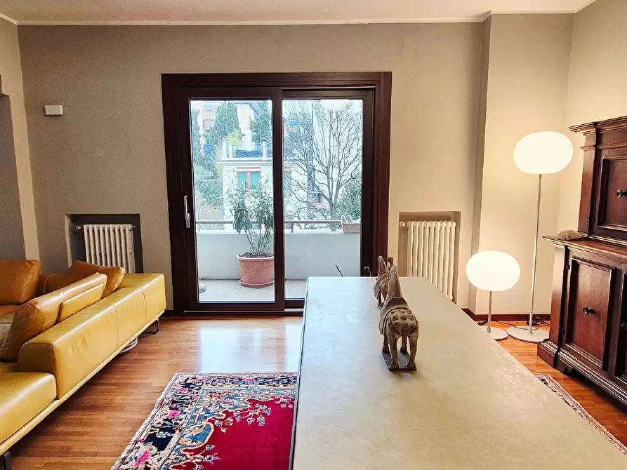 Immagine 12 di Appartamento in vendita  in VIALE GIULIANO VANZOLINI a Pesaro