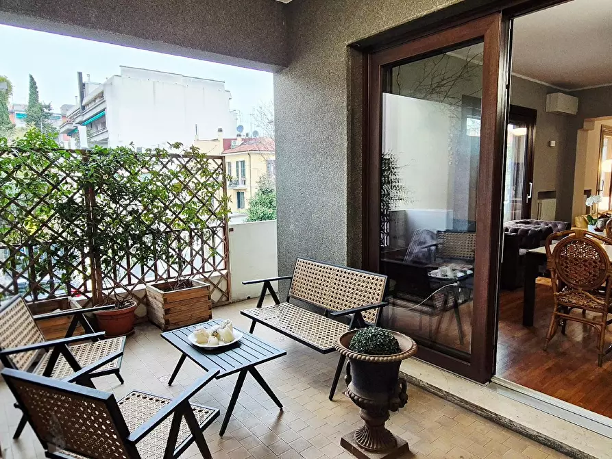 Immagine 25 di Appartamento in vendita  in VIALE GIULIANO VANZOLINI a Pesaro