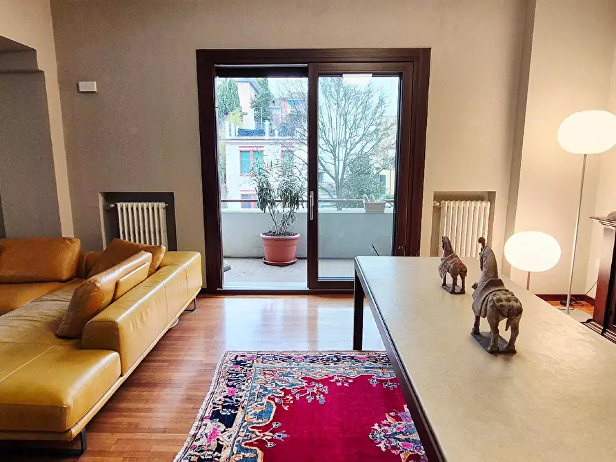 Immagine 36 di Appartamento in vendita  in VIALE GIULIANO VANZOLINI a Pesaro