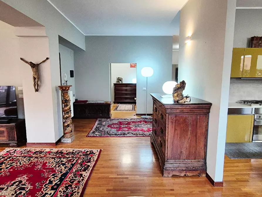 Immagine 38 di Appartamento in vendita  in VIALE GIULIANO VANZOLINI a Pesaro