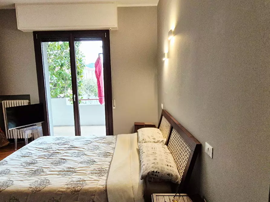 Immagine 58 di Appartamento in vendita  in VIALE GIULIANO VANZOLINI a Pesaro