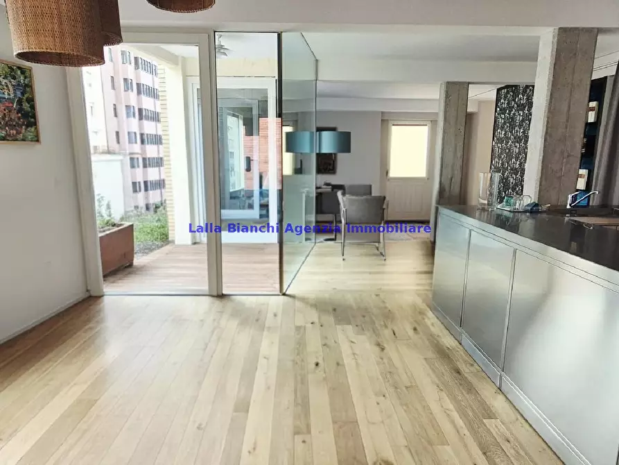 Immagine 25 di Appartamento in vendita  in PIAZZALE LAZZARINI a Pesaro