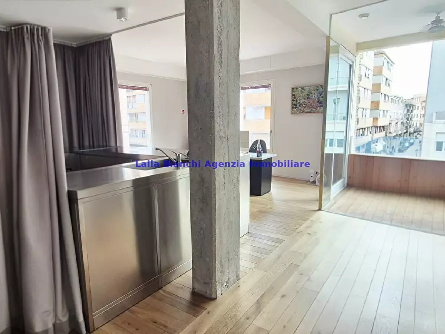 Immagine 29 di Appartamento in vendita  in PIAZZALE LAZZARINI a Pesaro