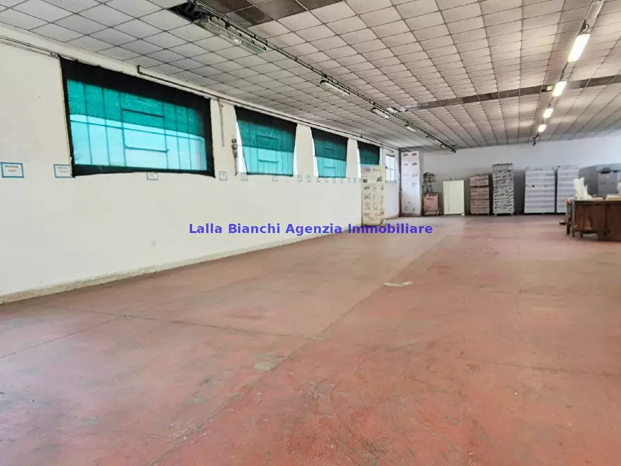 Immagine 13 di Capannone industriale in vendita  in VIA JESI a Pesaro