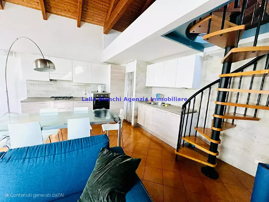 Immagine 1 di Appartamento in affitto  in VIA CATTANEO a Pesaro